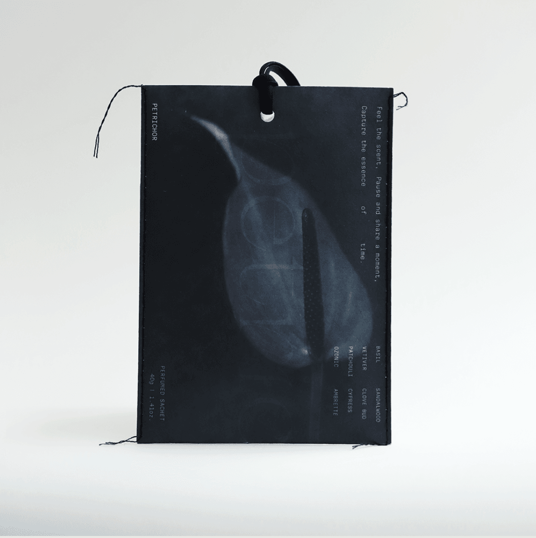 Perfumed Sachet — Earthen Breath of Solitude